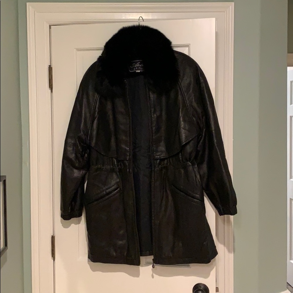 Atelier by B. Thomas Black Leather Coat Fox Collar